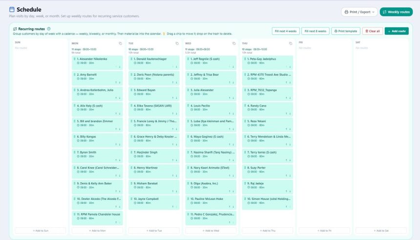 Weekly route grid with seven day columns and customer chips